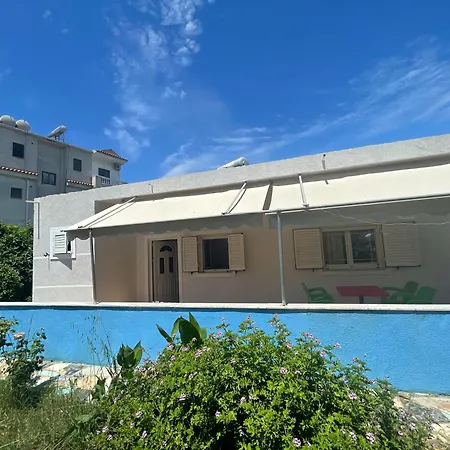 Family Garden Ksamil